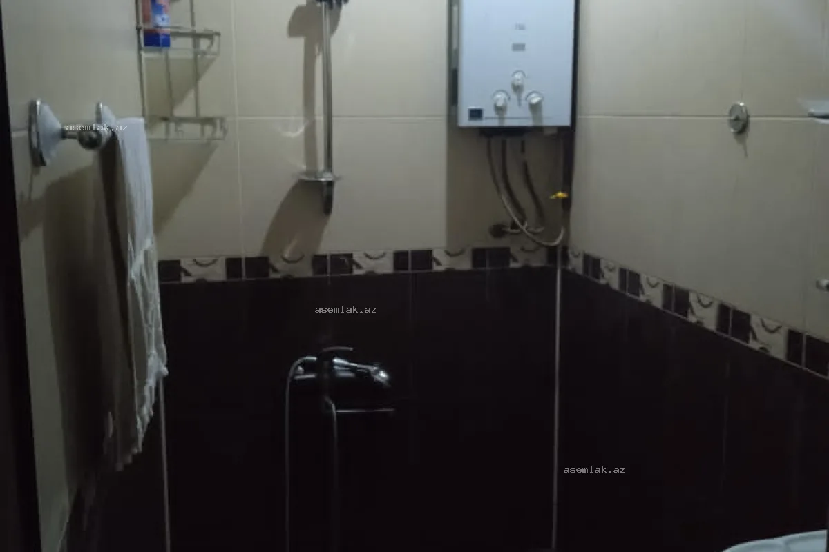 Bakı şəhəri, Bakıxanov — 3 otaqlı köhnə tikili satılır
