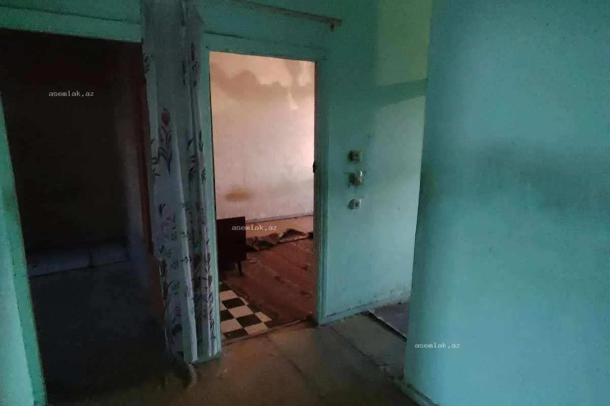 Bakı şəhəri, Qaraçuxur — 4 otaqlı köhnə tikili satılır - 12