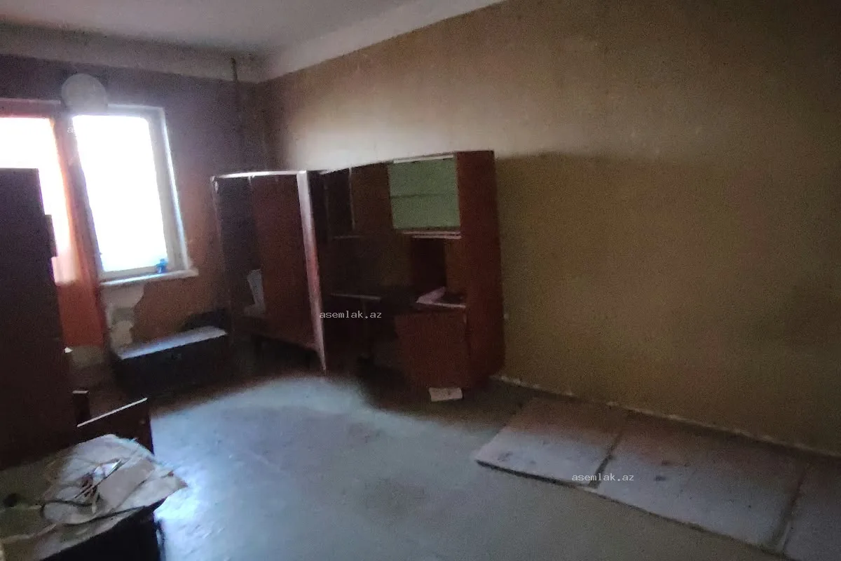 Bakı şəhəri, Qaraçuxur — 4 otaqlı köhnə tikili satılır - 4