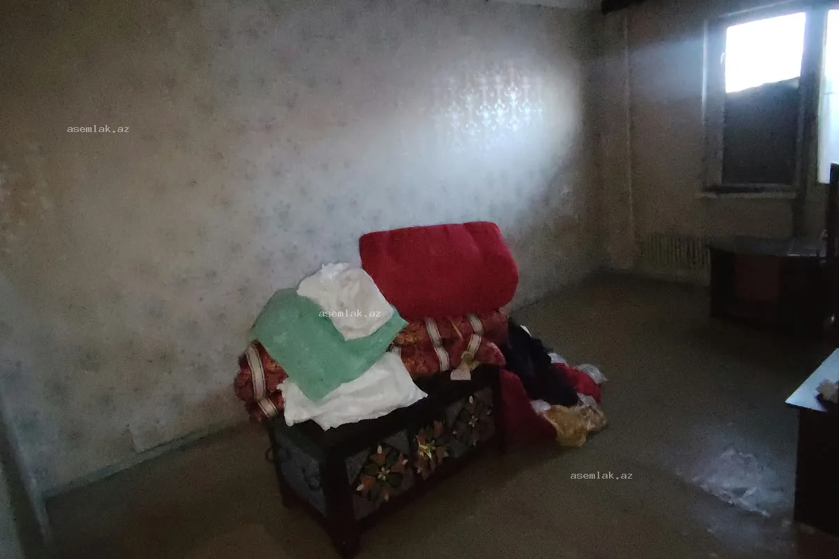 Bakı şəhəri, Qaraçuxur — 4 otaqlı köhnə tikili satılır - 8