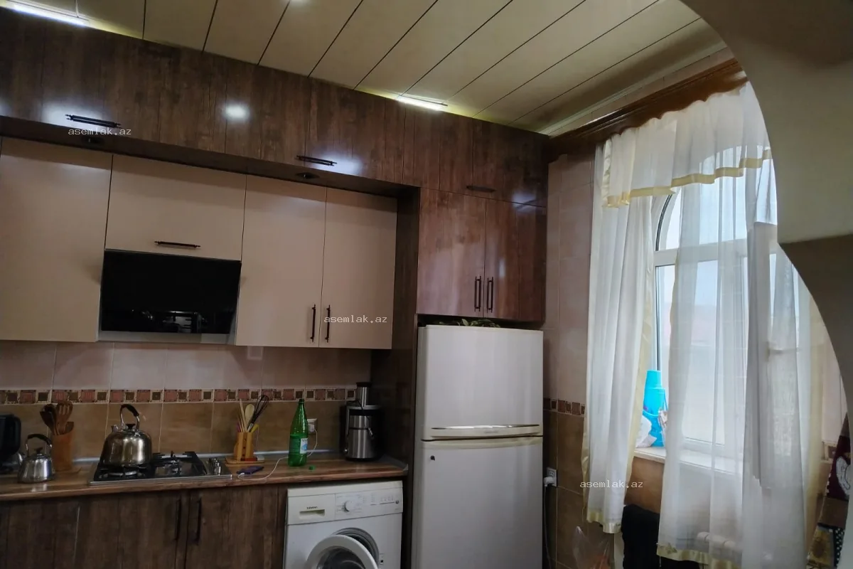 Bakı şəhəri, Binəqədi rayonu — 5 sot həyət evi satılır - 10