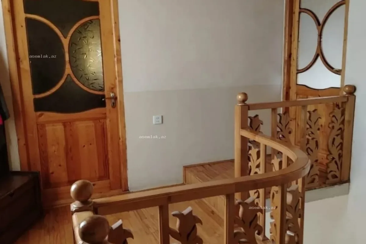 Bakı şəhəri, Binəqədi rayonu — 5 sot həyət evi satılır - 5
