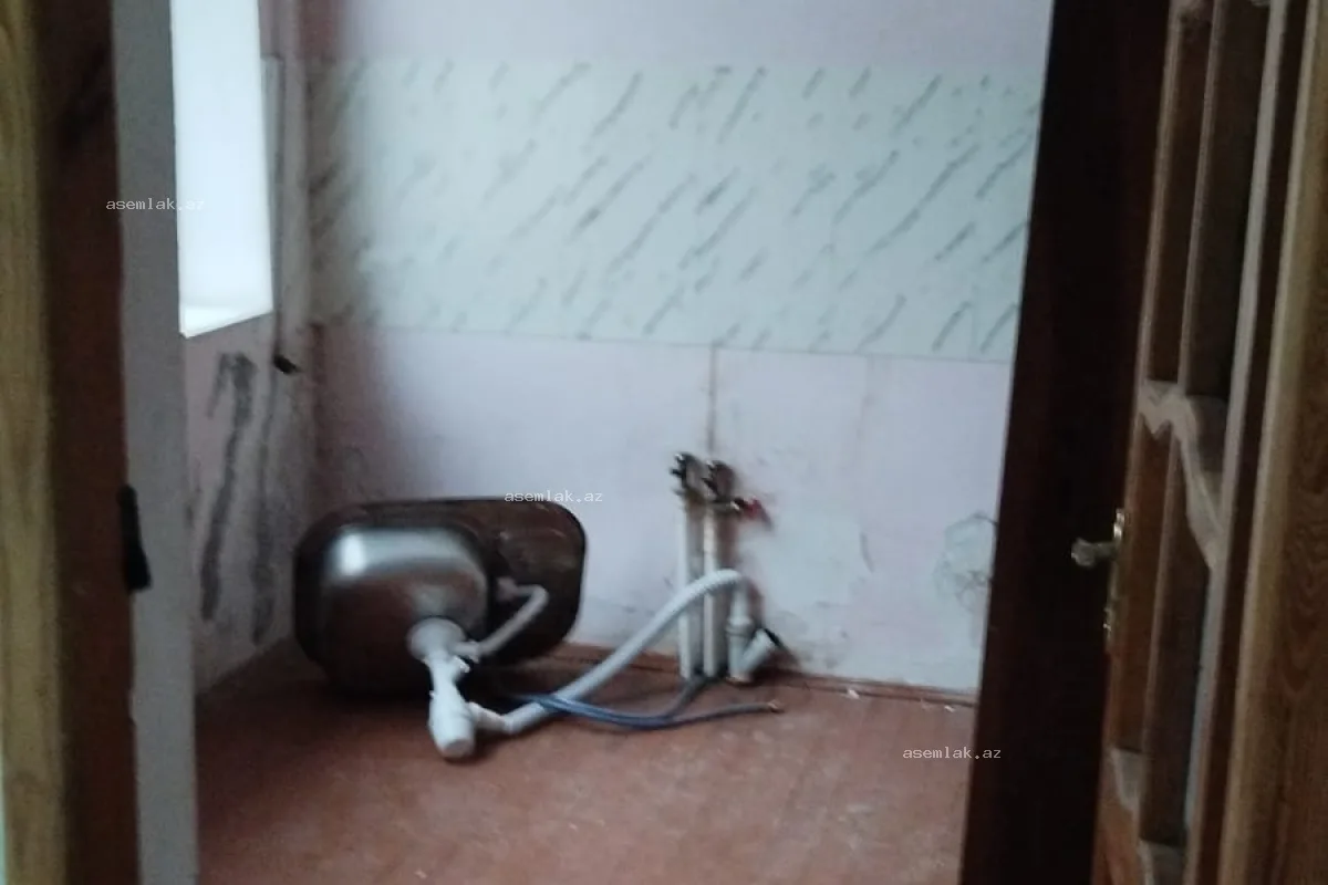 Bakı şəhəri, Binəqədi rayonu — 2.2 sot həyət evi satılır - 3