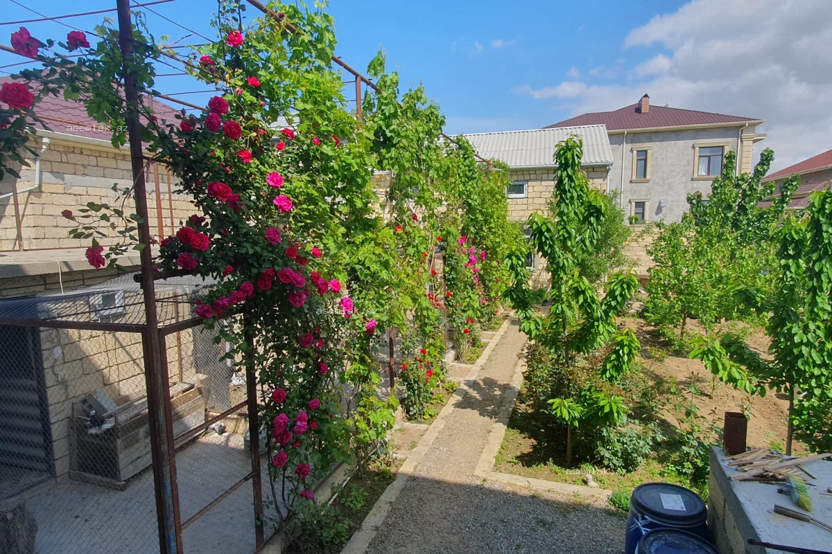 Bakı şəhəri, Mehdiabad — 11 sot həyət evi satılır - 11