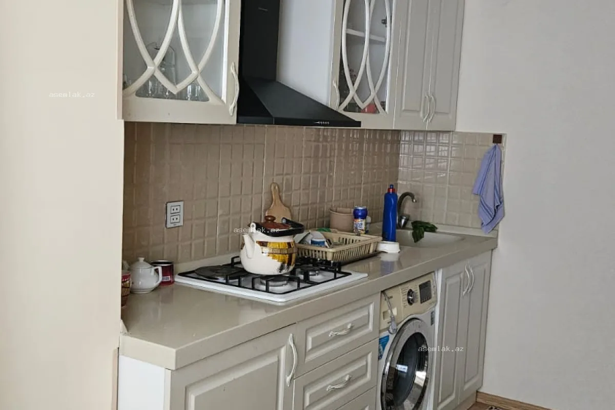 Bakı şəhəri, Binəqədi rayonu — 4 otaqlı köhnə tikili satılır - 5