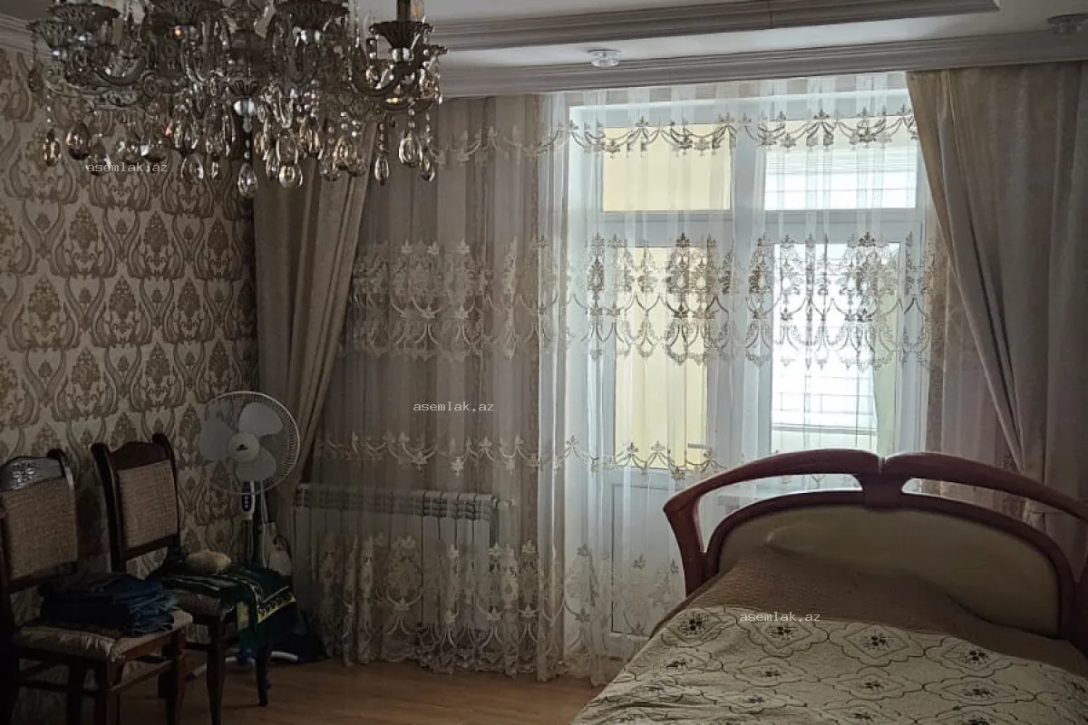 Bakı şəhəri, Binəqədi rayonu — 4 otaqlı köhnə tikili satılır - 8