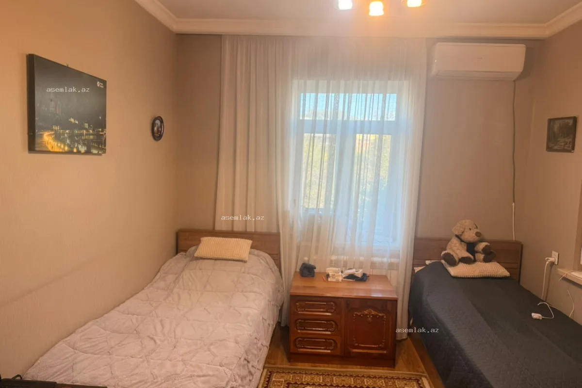 Bakı şəhəri, Bakıxanov — 6 sot həyət evi satılır - 12