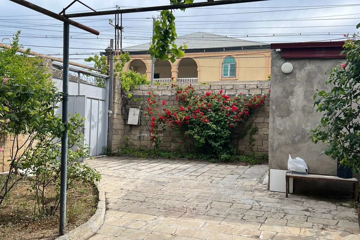 Bakı şəhəri, Bakıxanov — 6 sot həyət evi satılır - 4