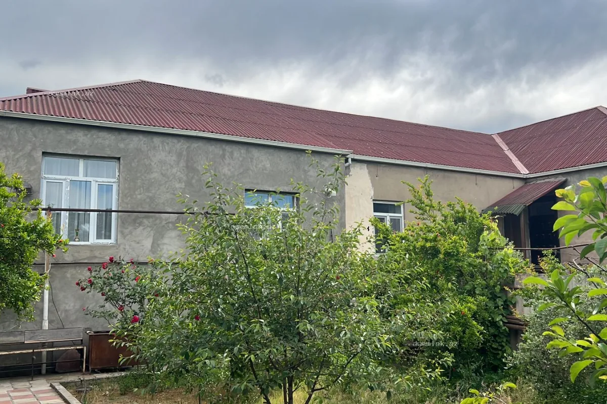 Bakı şəhəri, Bakıxanov — 6 sot həyət evi satılır - 6
