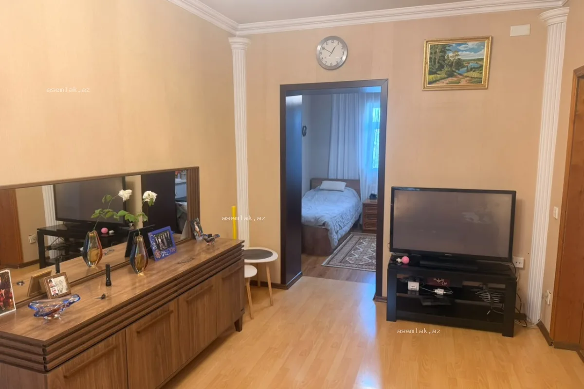 Bakı şəhəri, Bakıxanov — 6 sot həyət evi satılır - 9