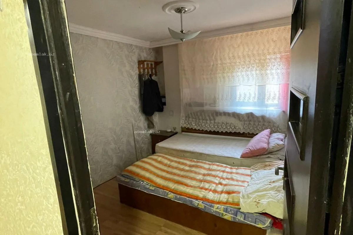 Bakı şəhəri, Lökbatan — 1.5 sot həyət evi satılır - 2