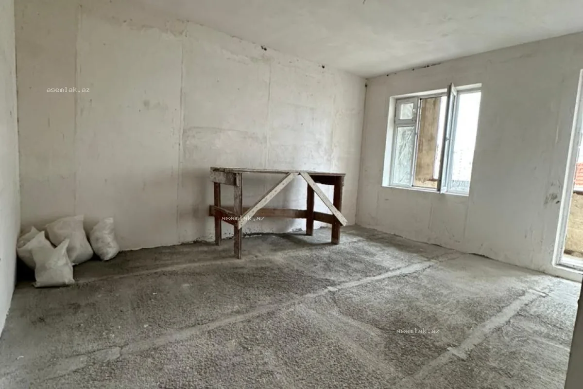 Bakı şəhəri, Nizami rayonu — 4 otaqlı köhnə tikili satılır
