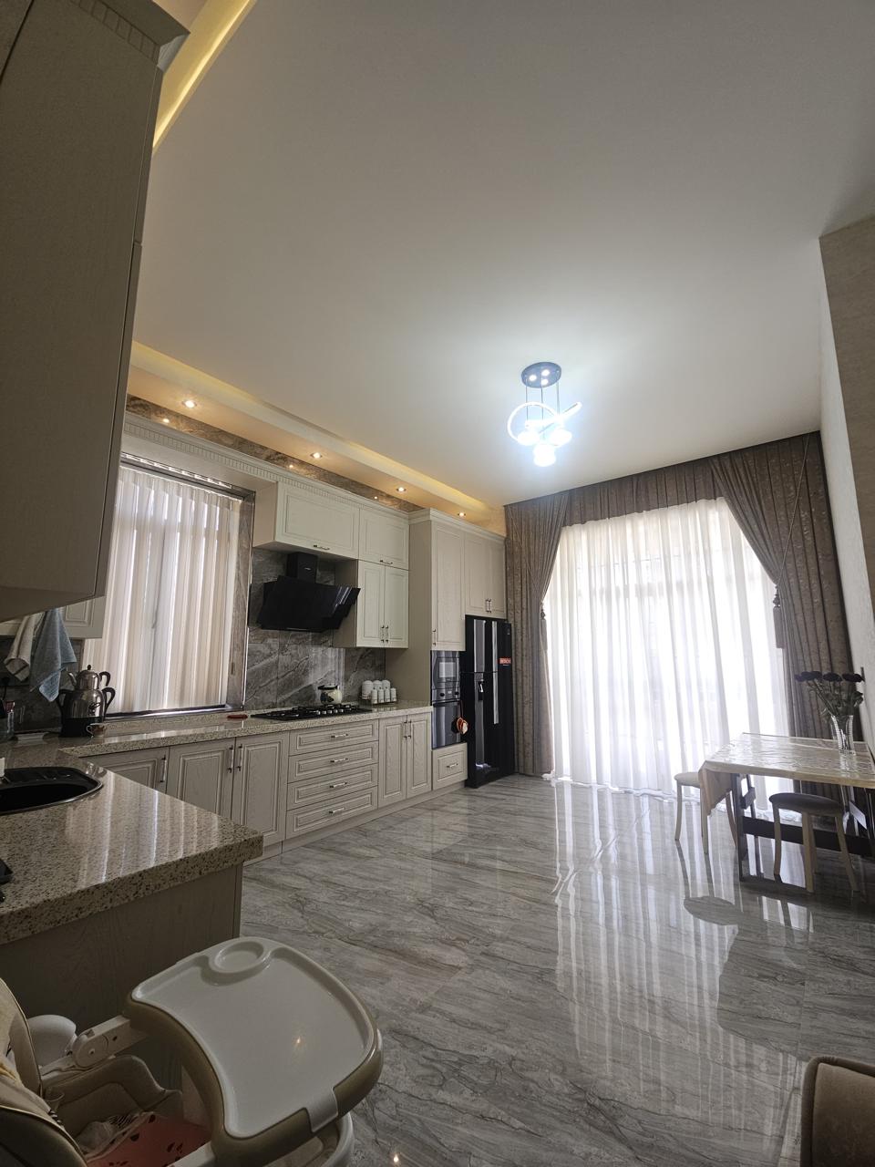 Bakı şəhəri, Novxanı — 6 otaqlı həyət evi satılır - 6