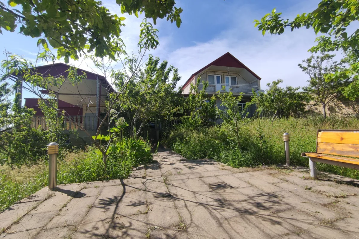 Şamaxı rayonu, Şamaxı rayonu — 13 sot həyət evi satılır