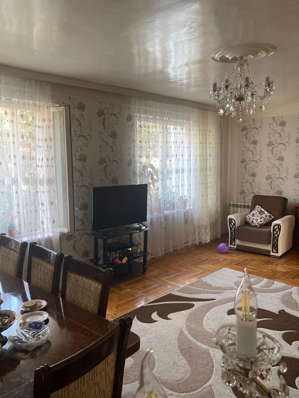 Bakı şəhəri, Bakıxanov — 4 otaqlı mənzil satılır