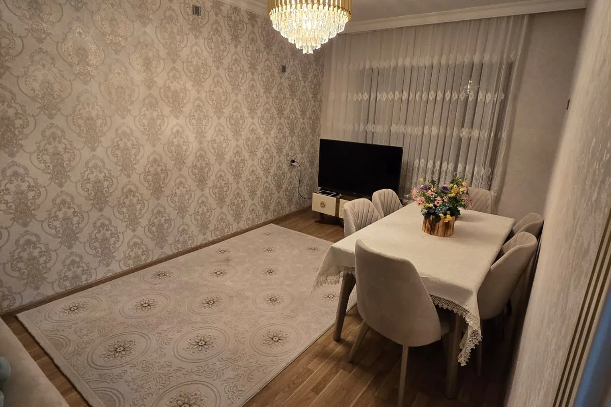 Bakı şəhəri, Bakıxanov — 3 otaqlı mənzil satılır
