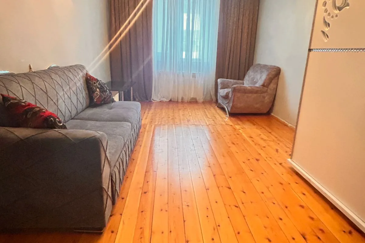 Bakı şəhəri, Bakıxanov — 3 otaqlı mənzil satılır - 3