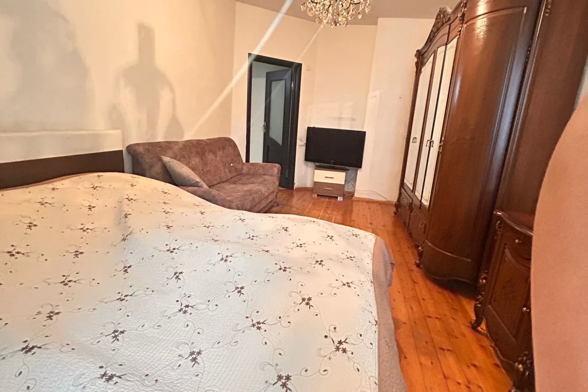 Bakı şəhəri, Bakıxanov — 3 otaqlı mənzil satılır - 6