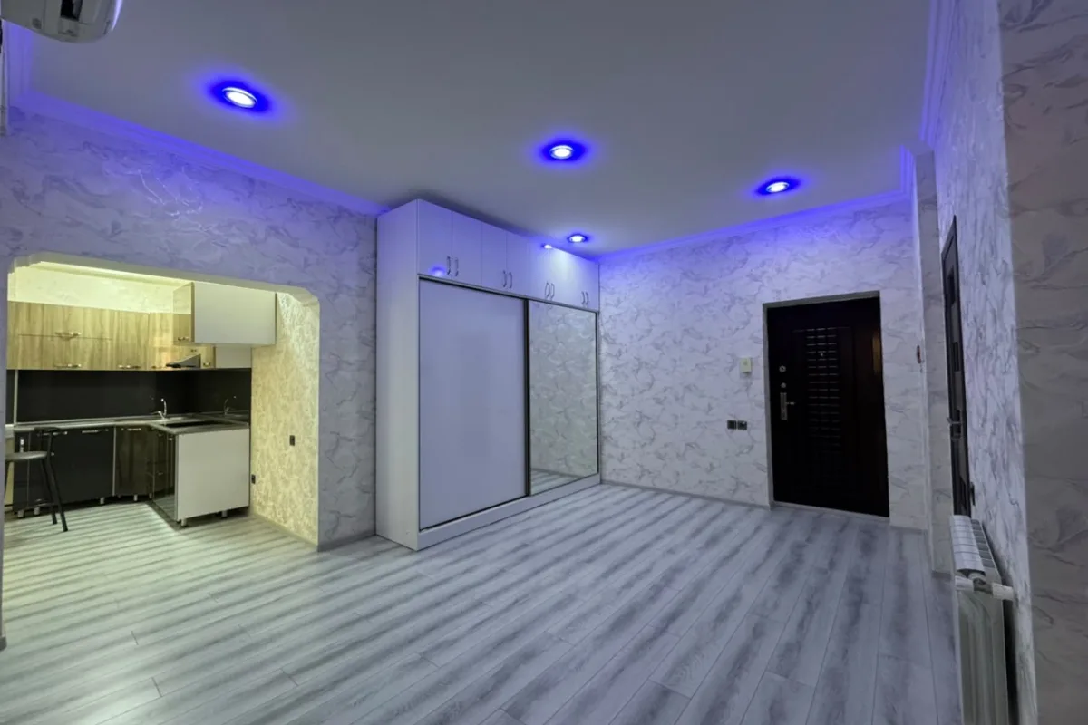 Bakı şəhəri, Bakıxanov — 3 otaqlı mənzil satılır