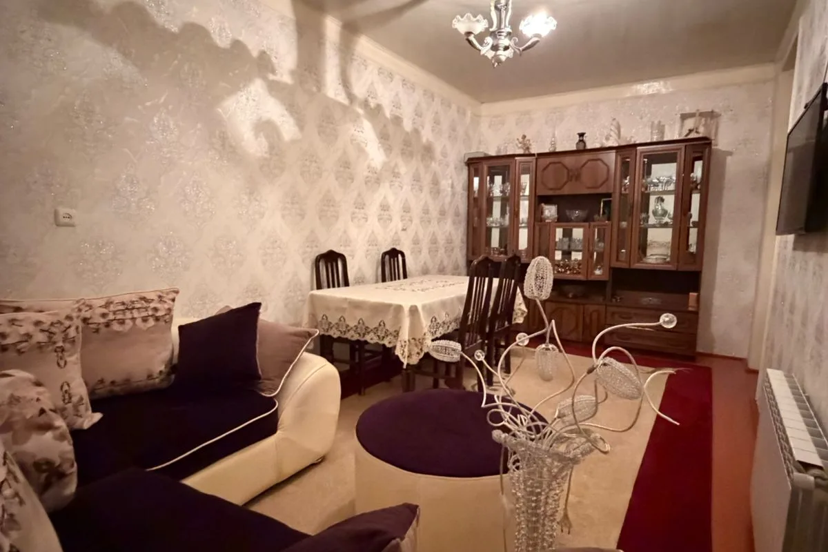Bakı şəhəri, Yasamal rayonu — 2 sot həyət evi satılır