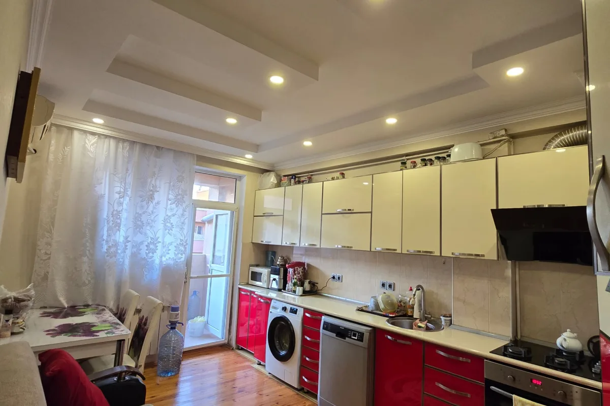 Bakı şəhəri, Bakıxanov — 4 otaqlı mənzil satılır - 8